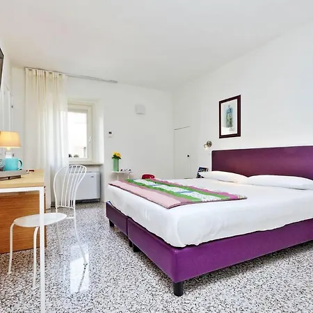 Viaroma 3*