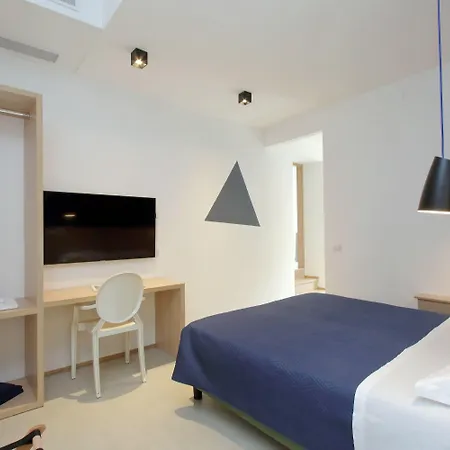 Pensión Viaroma San Severino Marche